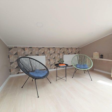 Two-Bedroom Apartment Near Forum Lemberg Exterior foto